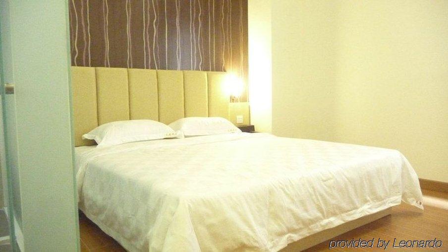 Tavernew Hotel Гуанчжоу Номер фото